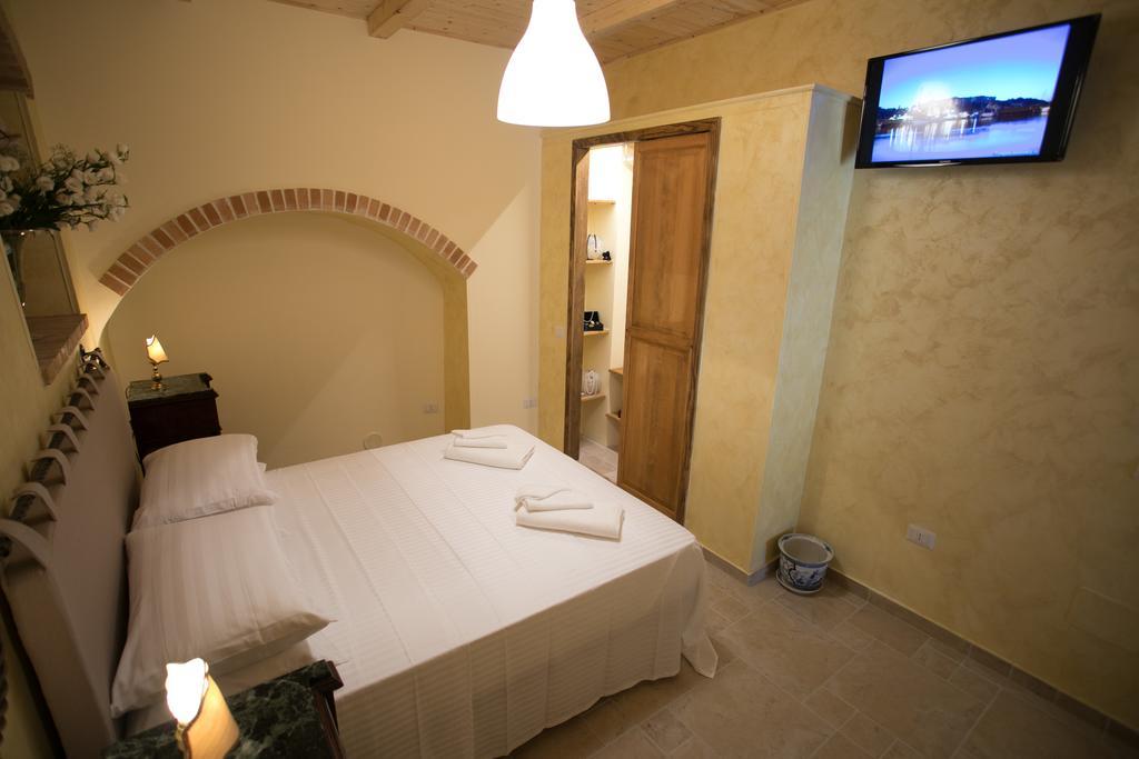 Il Casanova Hotel โตรเปอา ภายนอก รูปภาพ